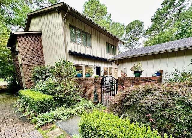Property at 216 Kelso Ct, Cary, NC 27511, 3 beds, 3 baths