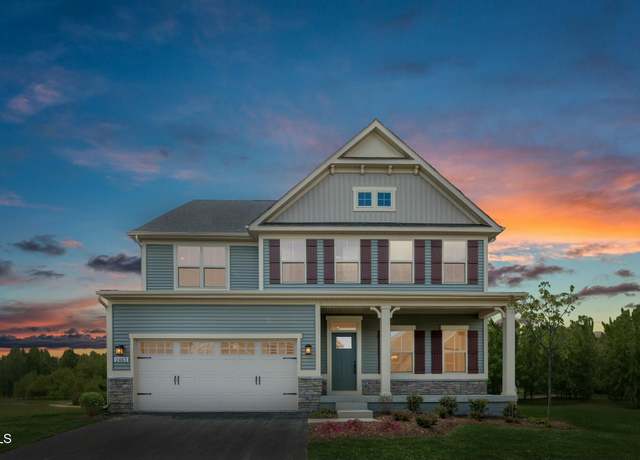 Property at 549 Freedom Trail Dr, Willow Springs, NC 27592, 5 beds, 4 baths