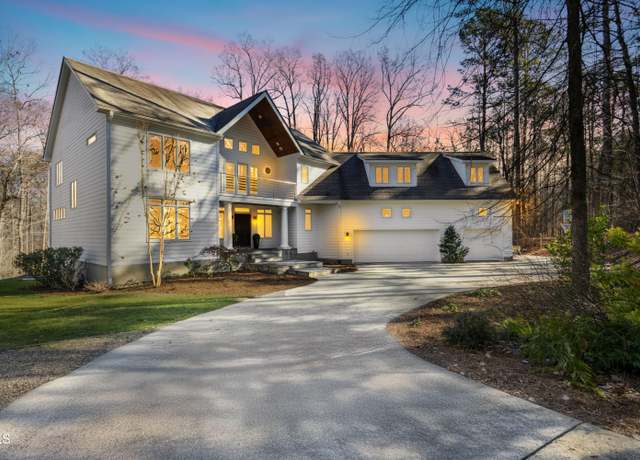 Property at 811 Oxbow Crossing Rd, Chapel Hill, NC 27516, 5 beds, 3.5 baths