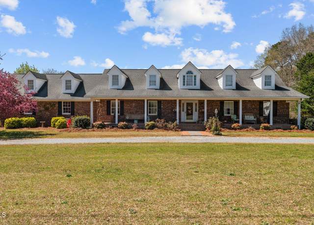 Property at 3030 Old Stage Rd S, Erwin, NC 28339, 4 beds, 3 baths