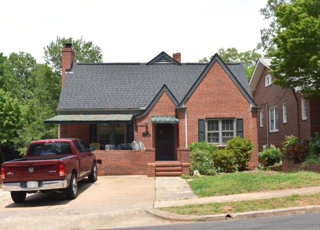 Property at 2210 Hope St, Raleigh, NC 27607, 8 beds, 4 baths