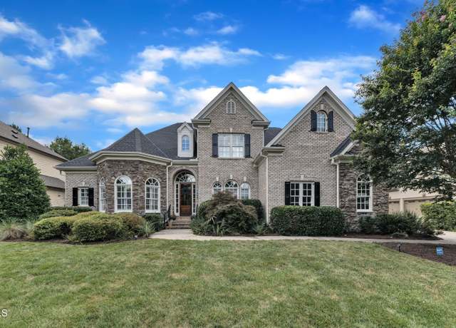 Property at 7208 Ryehill Dr, Cary, NC 27519, 5 beds, 4.5 baths