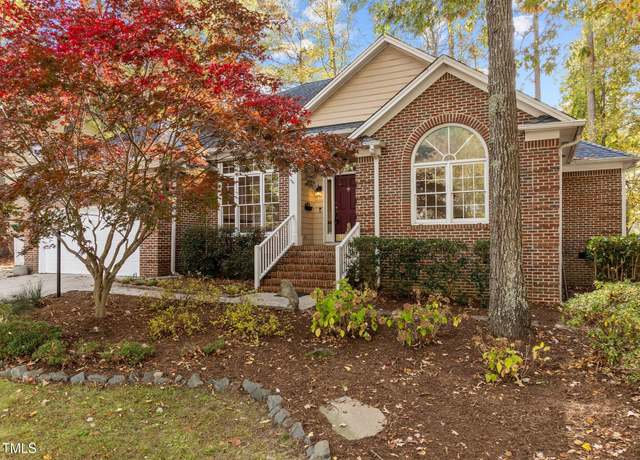 Property at 5621 Raddington St, Raleigh, NC 27613, 3 beds, 2.5 baths