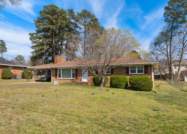 Property at 2800 Dove Ln, Raleigh, NC 27604, 3 beds, 2 baths