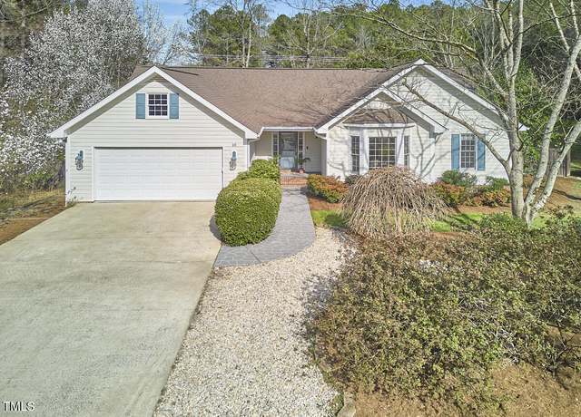 Property at 10 Eastwind Pl, Chapel Hill, NC 27517, 3 beds, 2.5 baths