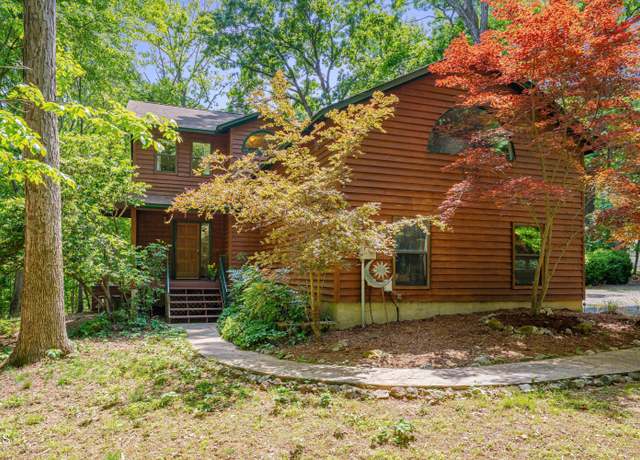 Property at 3622 Moonlight Dr, Chapel Hill, NC 27516, 3 beds, 2.5 baths