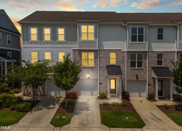 Property at 364 Skymont Dr, Holly Springs, NC 27540, 3 beds, 3.5 baths