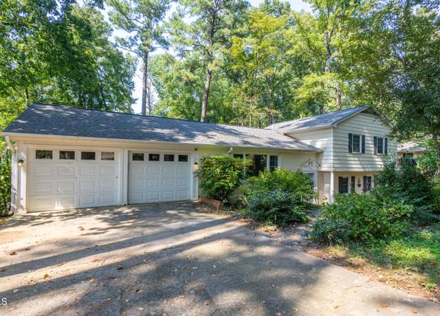Property at 256 Marilyn Cir, Cary, NC 27513, 4 beds, 4.5 baths