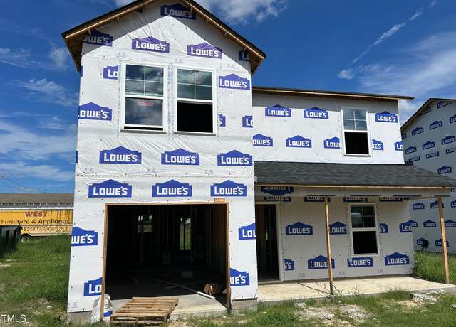 Property at 1125 Albemarle Ave, Tarboro, NC 27886, 4 beds, 2.5 baths