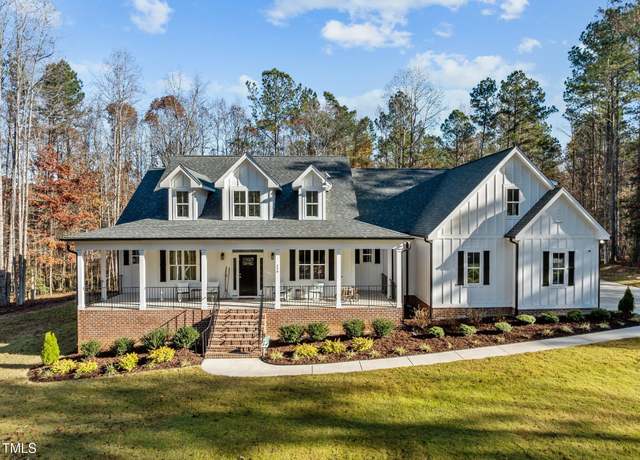 Property at 290 Whistlers Cv, Louisburg, NC 27549, 4 beds, 4.5 baths