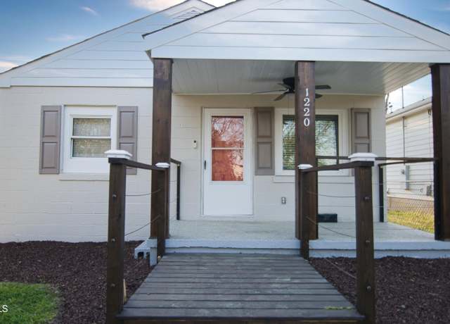 Property at 1220 Garner Rd, Raleigh, NC 27610, 2 beds, 1 bath