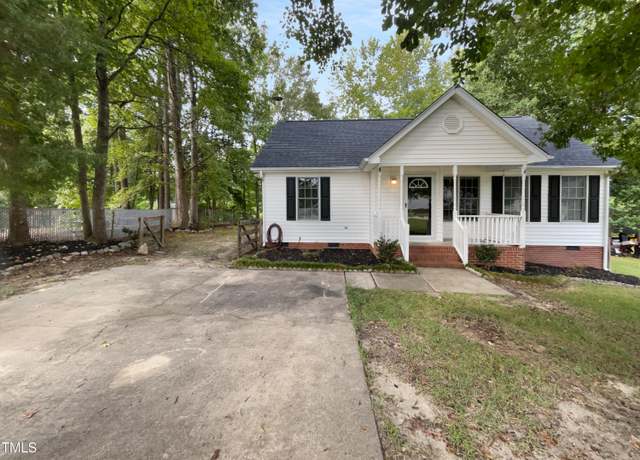 Property at 404 Helleri Ct, Wendell, NC 27591, 3 beds, 2 baths