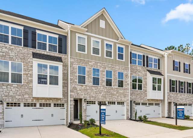 Property at 2885 Foster Woods Dr, Apex, NC 27502, 4 beds, 3.5 baths