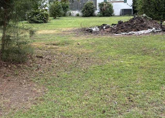 Property at 652 Old Sanford Rd, Moncure, NC 27559, 3 beds, 1 bath