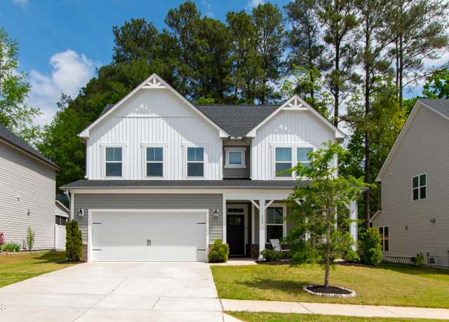 Property at 303 Forestview Crest Way, Fuquay Varina, NC 27526, 4 beds, 2.5 baths