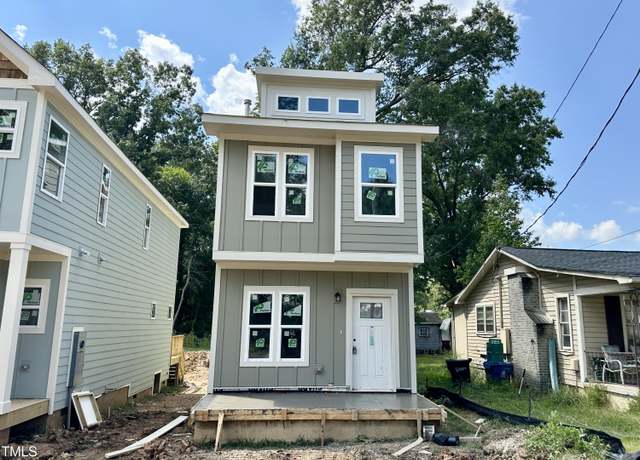 Property at 1457b Maplewood Dr, Durham, NC 27704, 3 beds, 2.5 baths