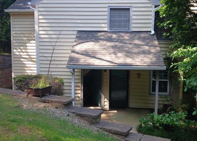 Property at 104 Oak Hollow Ct, Raleigh, NC 27613, 2 beds, 1 bath
