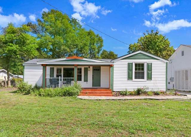 Property at 232 Fulcher Landing Rd, Sneads Ferry, NC 28460, 2 beds, 1 bath