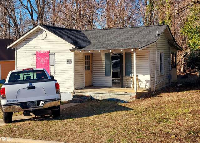 Property at 816 Moore St, Reidsville, NC 27320, 2 beds, 1 bath