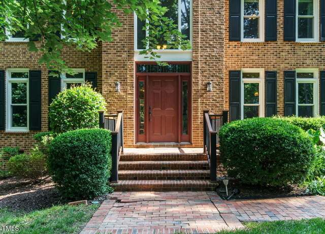 Property at 4204 Thetford Rd, Durham, NC 27707, 4 beds, 3.5 baths