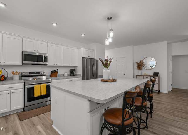 Property at 1051 Upland Reach, Sanford, NC 27332, 3 beds, 2 baths