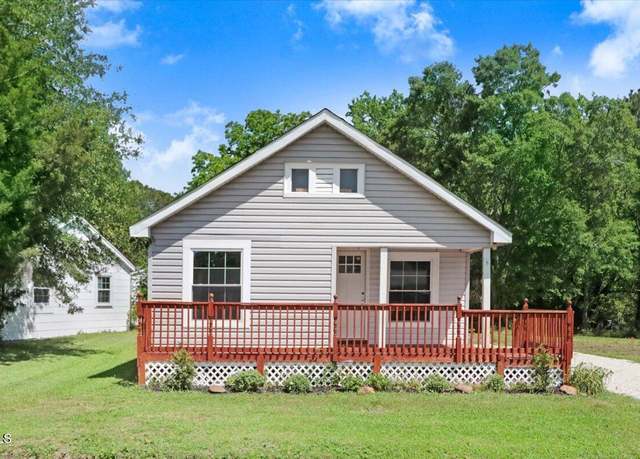 Property at 226 Fulcher Landing Rd, Sneads Ferry, NC 28460, 2 beds, 1.5 baths