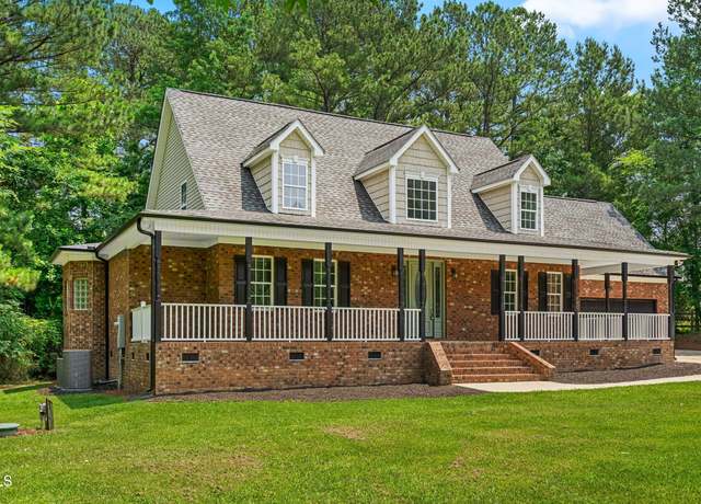 Property at 2015 Saddlebrook Dr, Archer Lodge, NC 27527, 3 beds, 3 baths