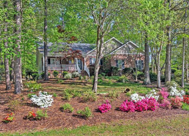 Property at 3417 Windmere Dr, Sanford, NC 27330, 3 beds, 2 baths