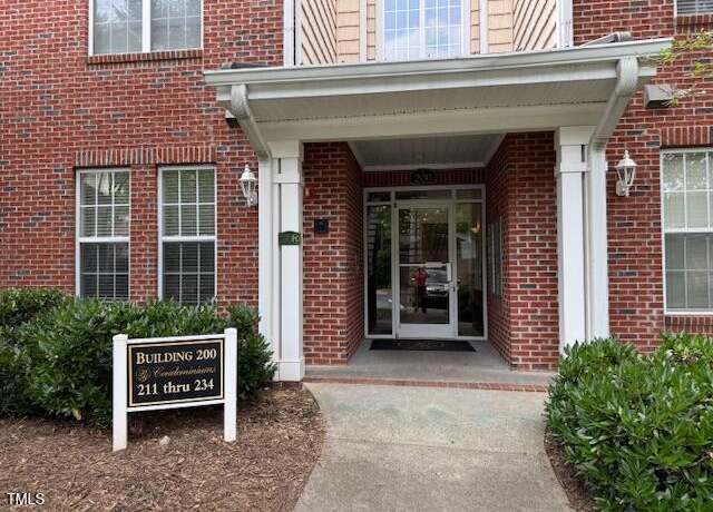 Property at 211 Providence Gln, Chapel Hill, NC 27514, 2 beds, 2 baths