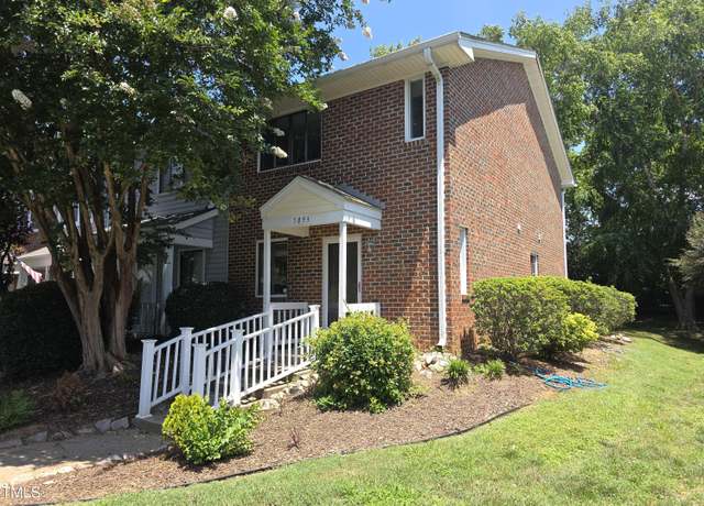 Property at 5893 Shady Grove Cir, Raleigh, NC 27609, 2 beds, 2.5 baths