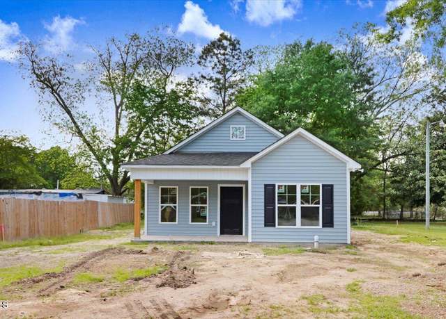 Property at 306 S Pender St, Elm City, NC 27822, 2 beds, 2 baths