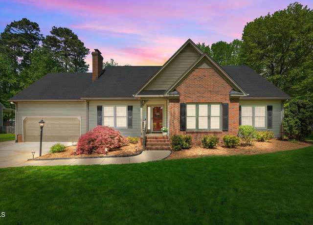 Property at 910 S Third St, Mebane, NC 27302, 3 beds, 2 baths