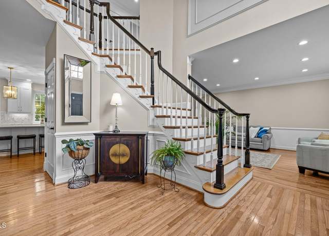 Property at 105 Aberson Ct, Cary, NC 27519, 6 beds, 4 baths