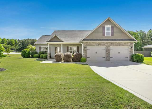 Property at 17 Kaki Ct, Selma, NC 27576, 3 beds, 2 baths