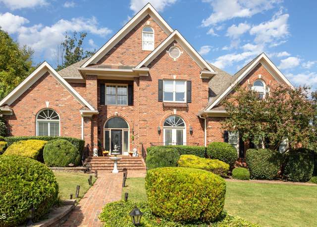 Property at 12617 Richmond Run Drive Dr, Raleigh, NC 27614, 5 beds, 5.5 baths