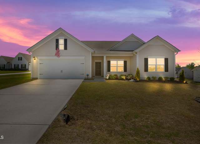 Property at 367 Fenella Dr, Four Oaks, NC 27524, 3 beds, 2.5 baths