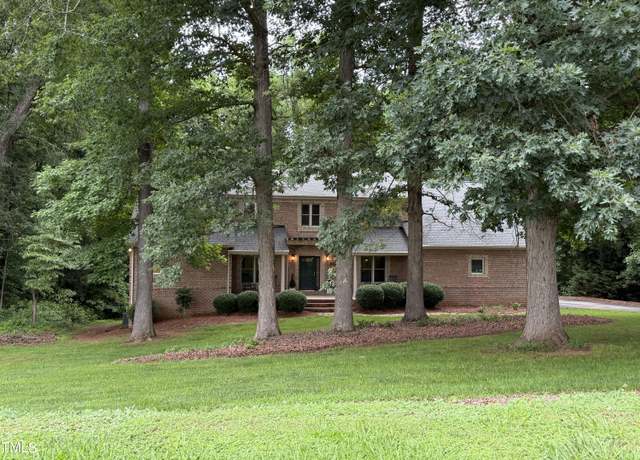 Property at 5512 Spring Bluffs Ln, Raleigh, NC 27606, 3 beds, 2.5 baths