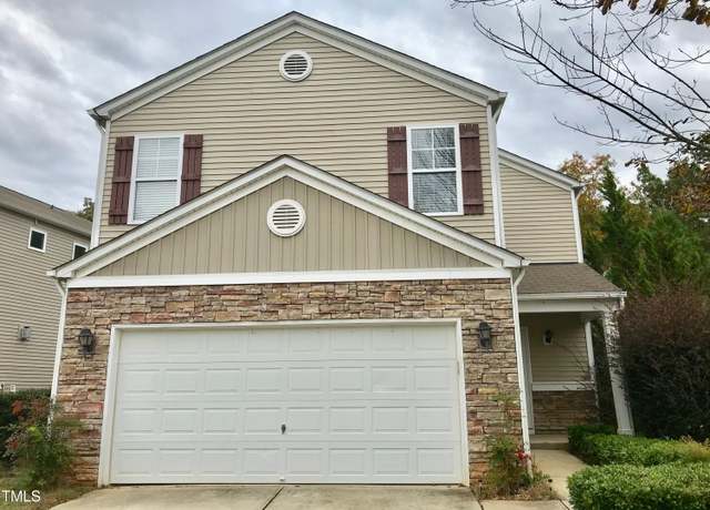 Property at 102 Brookhaven Dr, Clayton, NC 27527, 4 beds, 2.5 baths