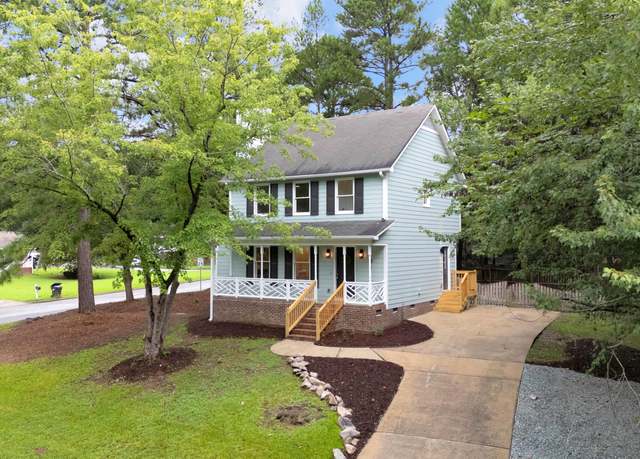 Property at 701 Grandview Dr, Durham, NC 27703, 3 beds, 2.5 baths