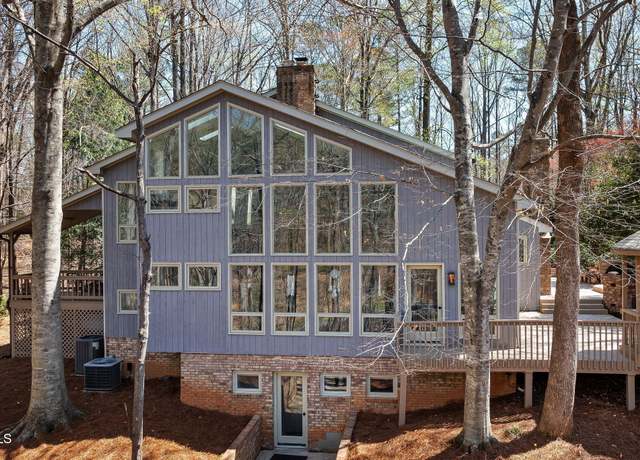 Property at 7917 Holly Springs Rd, Raleigh, NC 27606, 4 beds, 3.5 baths
