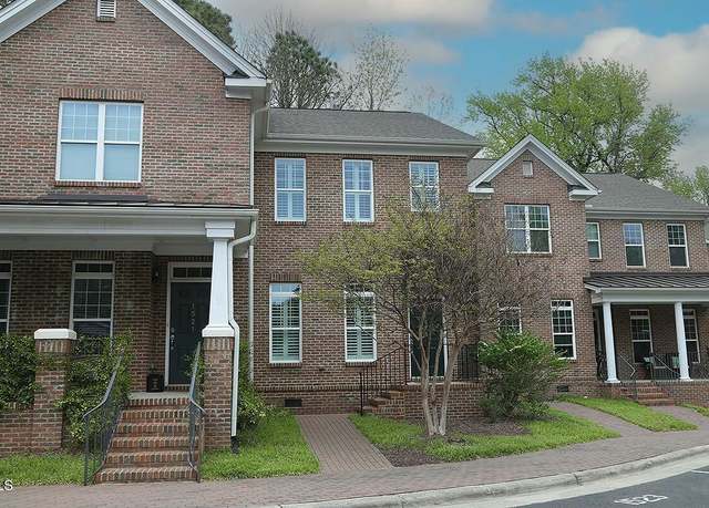Property at 1523 Yarborough Park Dr, Raleigh, NC 27604, 2 beds, 2.5 baths