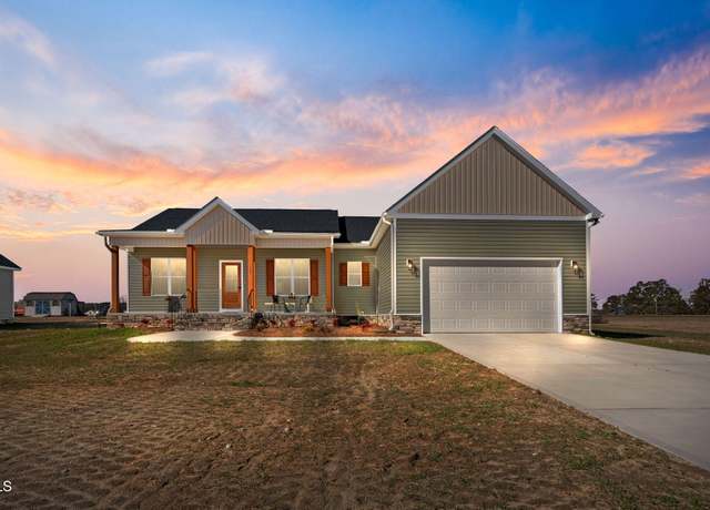 Property at 137 Glenwood Pl, Kenly, NC 27542, 3 beds, 2.5 baths