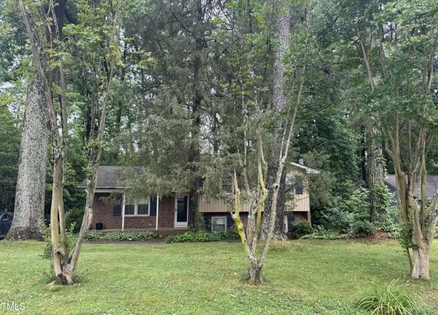 Property at 5316 Collingswood Dr, Raleigh, NC 27609, 3 beds, 3.5 baths