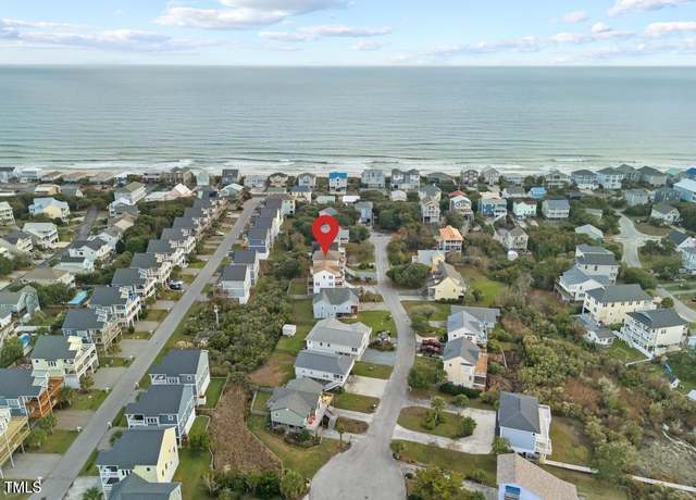 Property at 58 North Rdg, Surf City, NC 28445, 4 beds, 3.5 baths