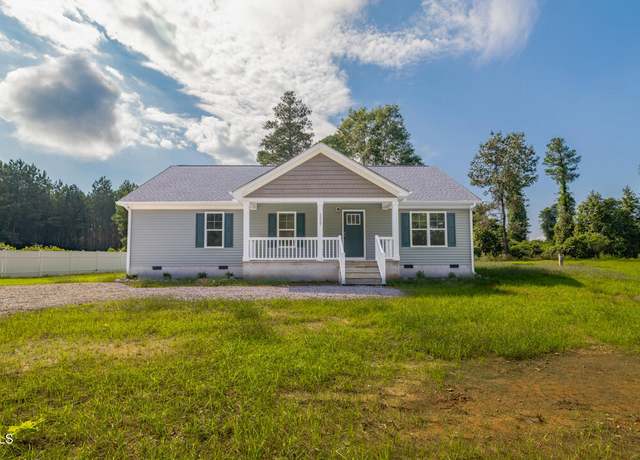 Property at 1227 Roanoke Chapel Rd, Littleton, NC 27850, 3 beds, 2 baths