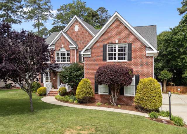 Property at 1004 Taywood Way, Apex, NC 27502, 5 beds, 3.5 baths