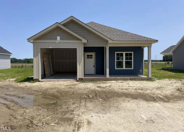 Property at 506 S Vance St, Fremont, NC 27830, 3 beds, 2 baths