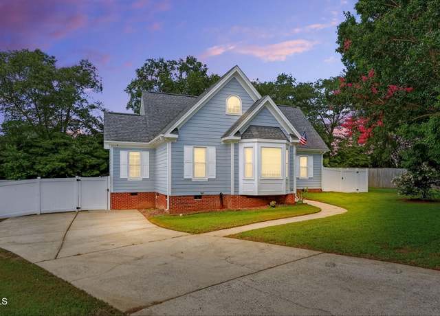 Property at 100 Avent Pines Ln, Holly Springs, NC 27540, 5 beds, 3 baths