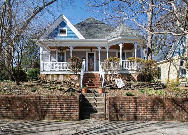 Property at 207 Linden Ave, Raleigh, NC 27601, 4 beds, 2.5 baths
