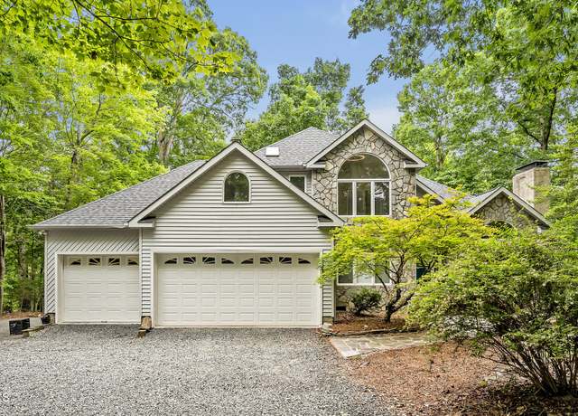Property at 2606 Sherbrooke Dr, Durham, NC 27712, 4 beds, 3 baths